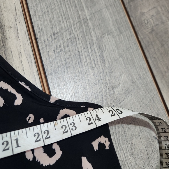 Torrid top - Picture 3 of 8